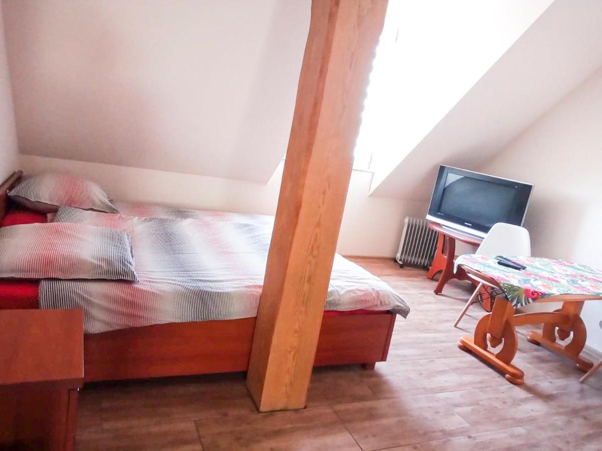 Farm stay Gosciniec Wedkarski Sieja Lugi
